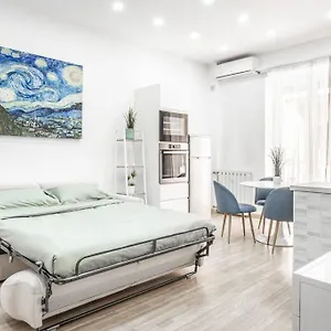 Artistic House Navigli-duomo Netflix & Design Apartment Milan