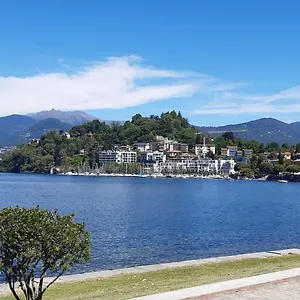 Il Blu Di Apartment Laveno